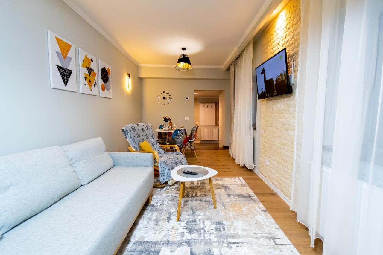 Hanna Studios - Belle In The Heart Of The Old Town Brașov Exterior foto